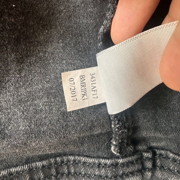 Aeropostale Black Denim Jacket XS With Red Floral Embroidery Button-Down - Picture 8 of 8